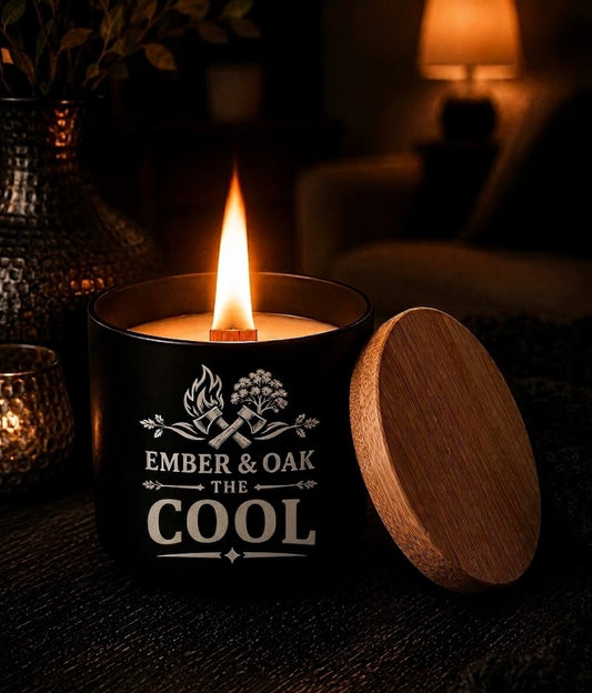The Cool luxury candle inspired by Cool Water with wooden lid and crackling wooden wick